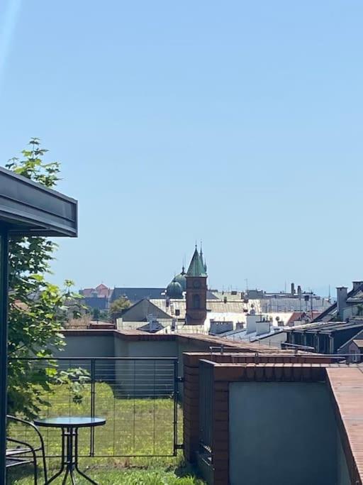Ladny Apartament W Centrum Krakowa Z Tarasem. Exteriér fotografie